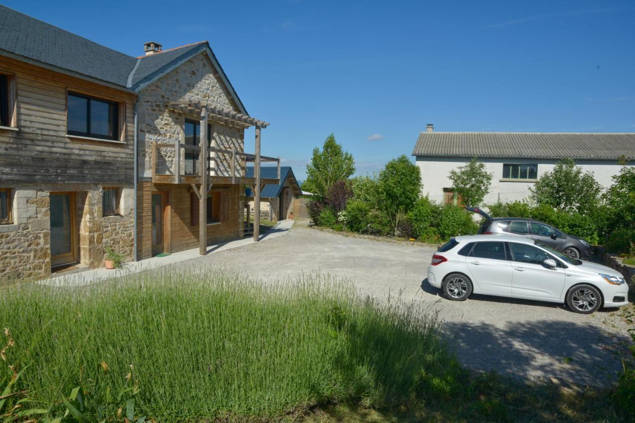 Les Caselles, Gite Et Maison D'Hotes Saint-Beauzely Екстер'єр фото