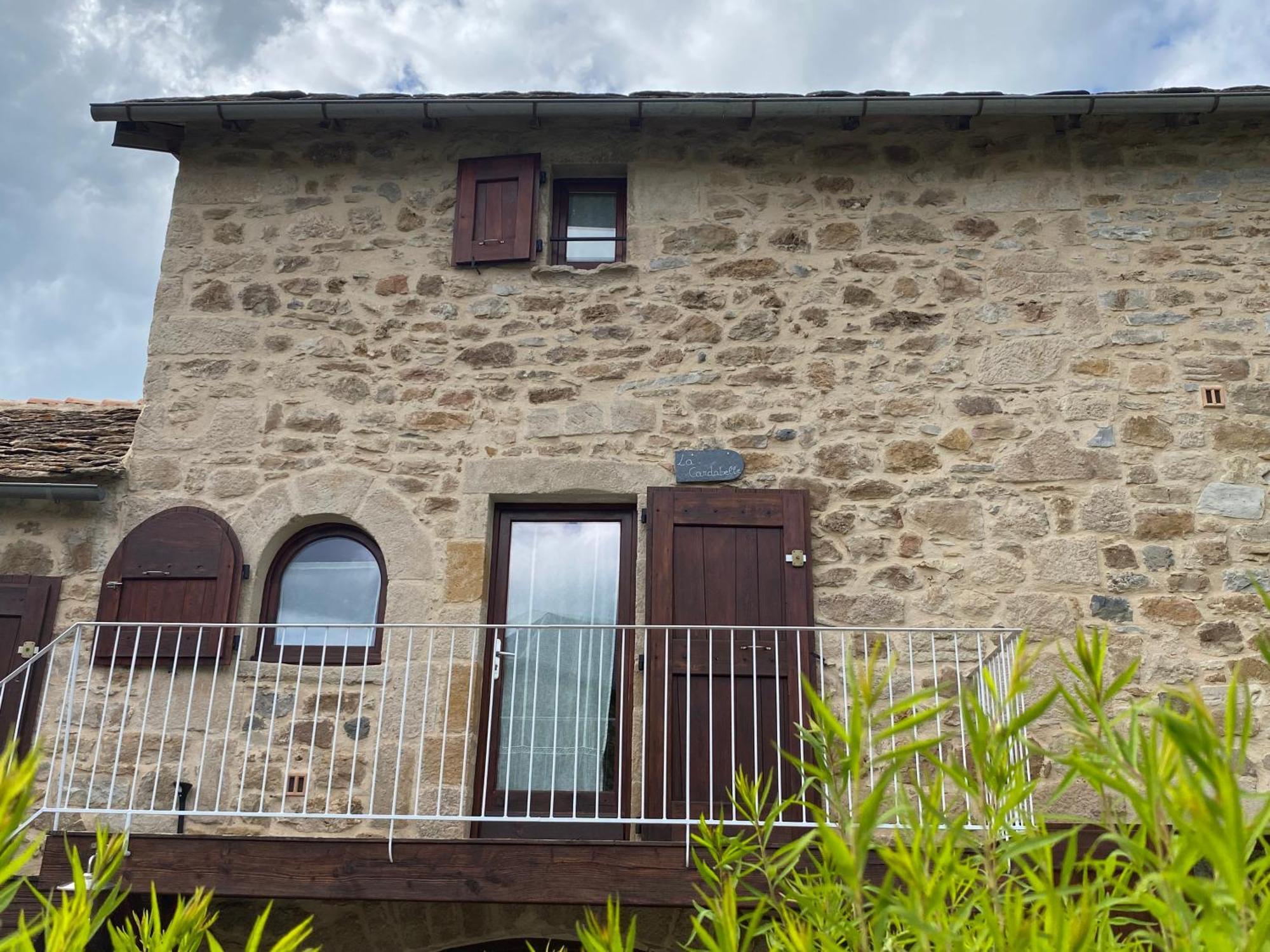 Les Caselles, Gite Et Maison D'Hotes Saint-Beauzely Екстер'єр фото
