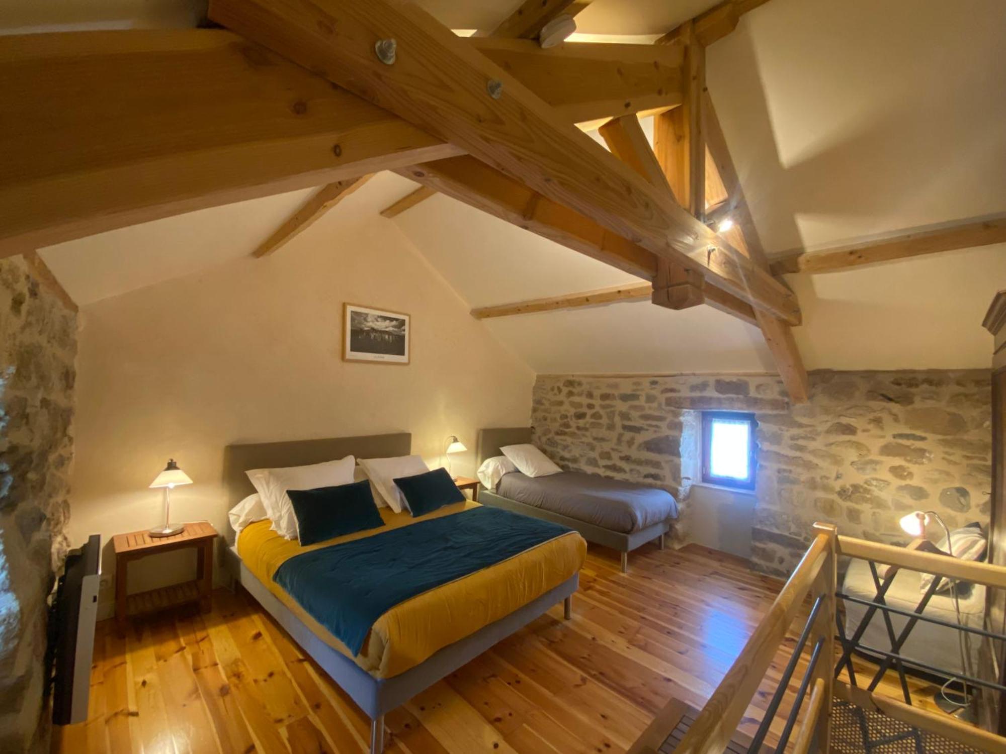 Les Caselles, Gite Et Maison D'Hotes Saint-Beauzely Екстер'єр фото